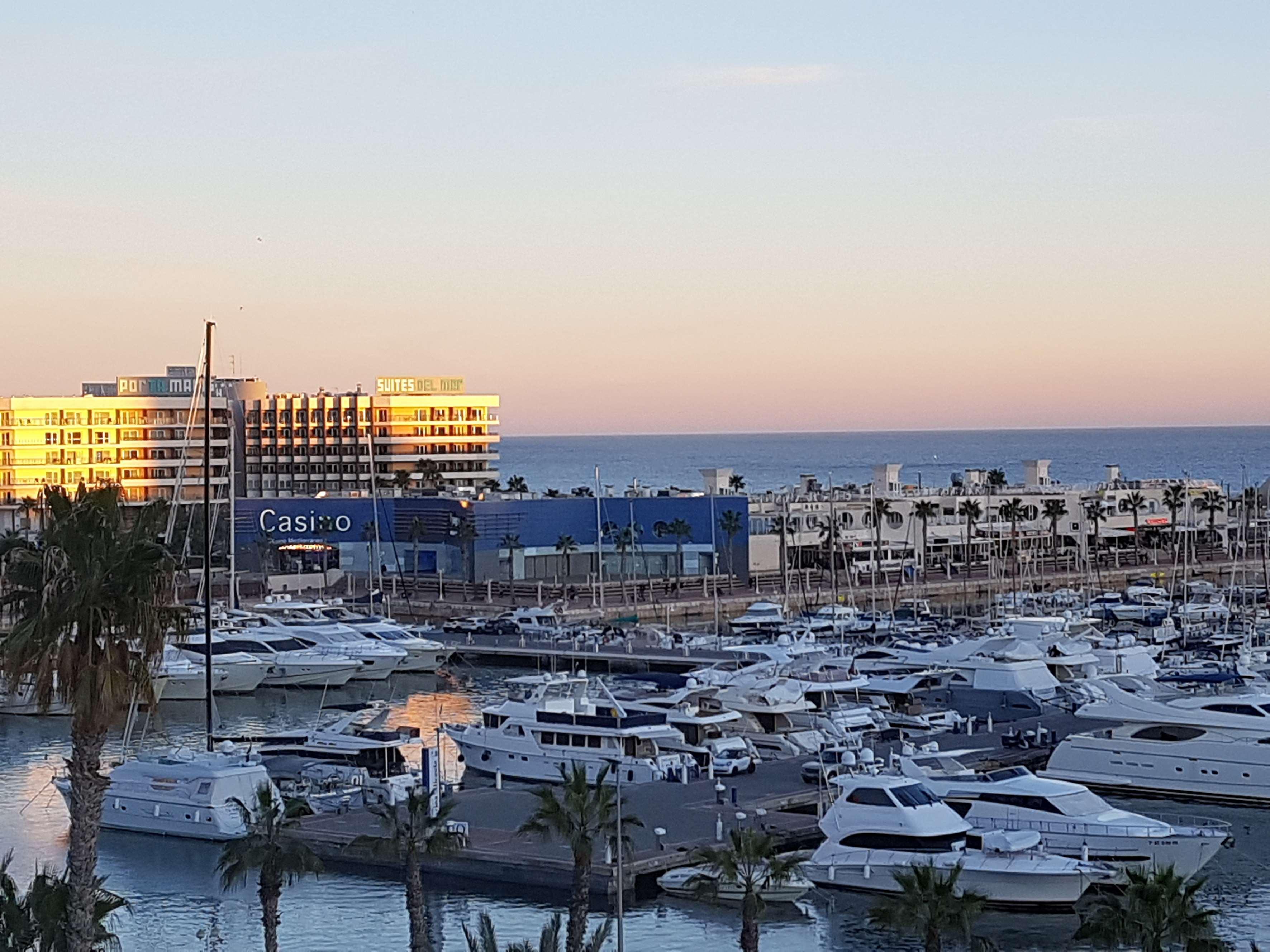 Suites Del Mar By Melia Alicante Esterno foto
