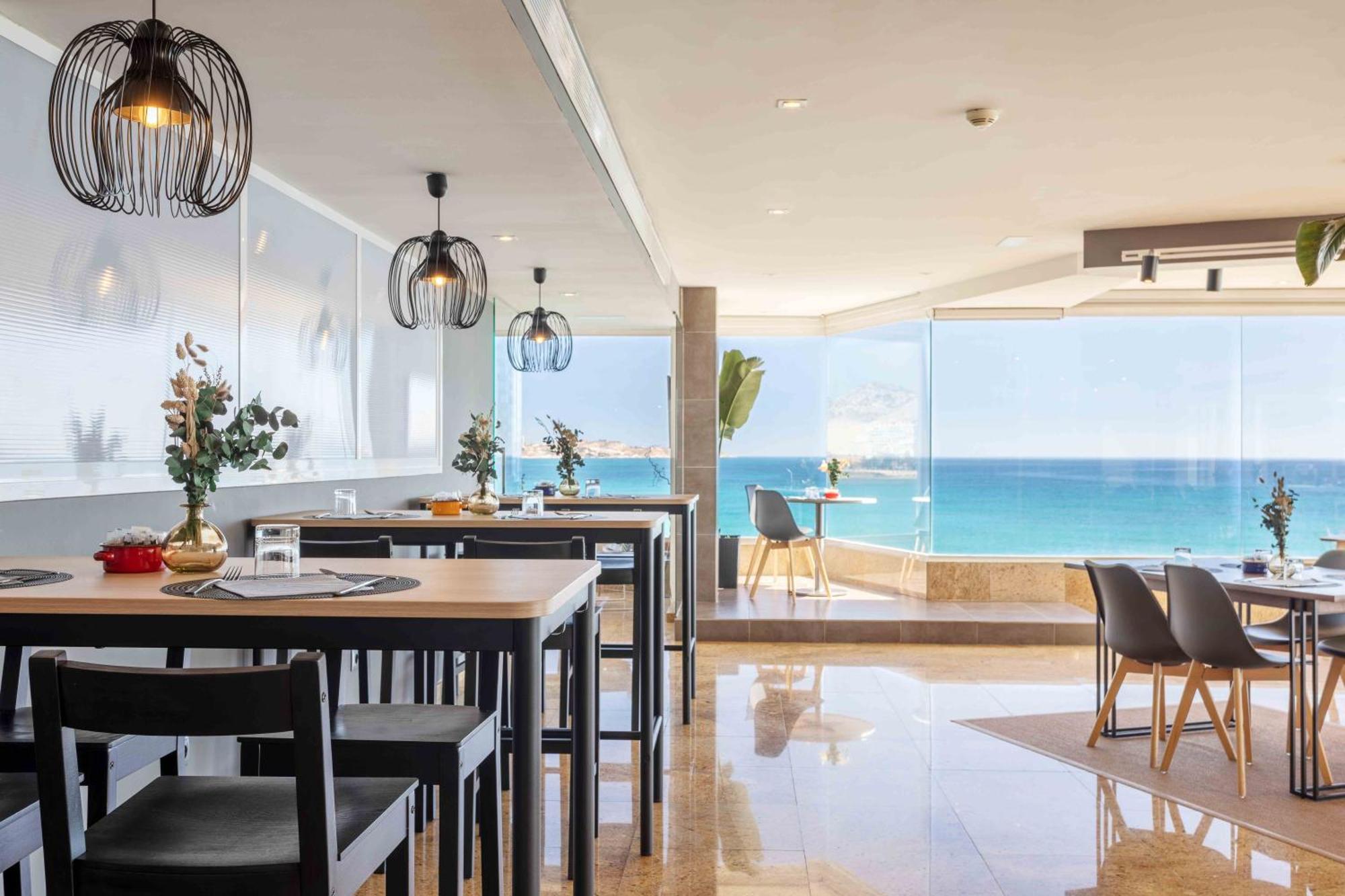 Suites Del Mar By Melia Alicante Esterno foto